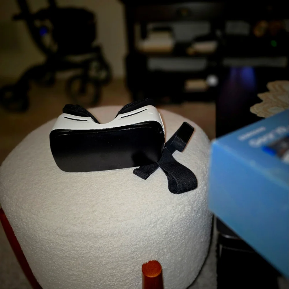 Samsung Gear VR headset